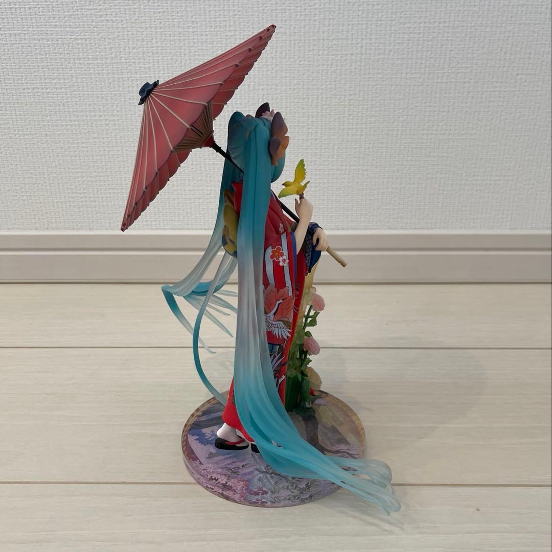 初音ミク 花色衣 1/8フィギュア ストロンガー 和服 ストロンガー 初音ミク ～花色衣～ 1/8 完成品フィギュア - 中古