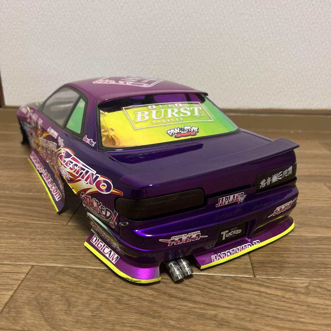 ラジコンカー用ボディ パープル/ブラック 1/10スケール(中村直樹