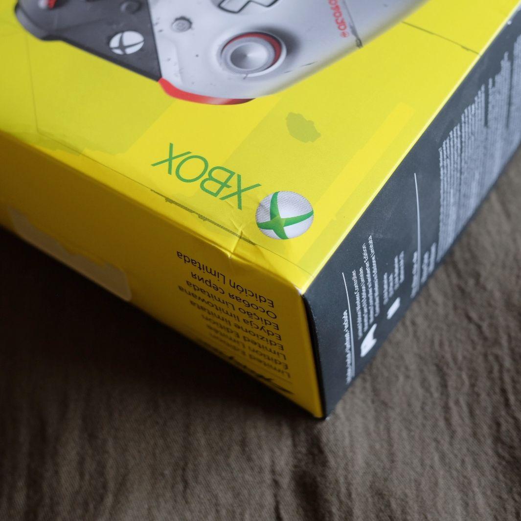 Xbox コントローラー サイバーパンク2077 限定版 Amazon.com: Xbox Wireless Controller – Cyberpunk 2077