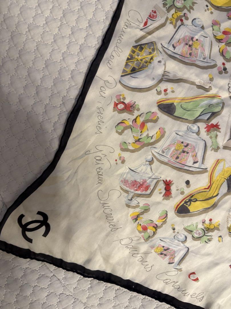 CHANEL シルクスカーフ マルチカラー