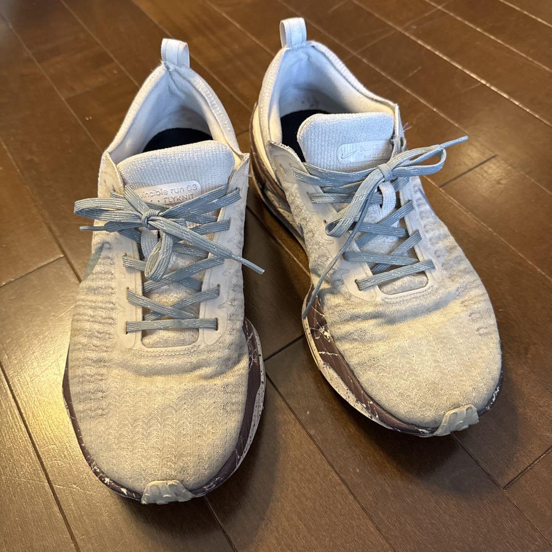 Nike ZoomX Invincible Run 3 ランニングシューズ
