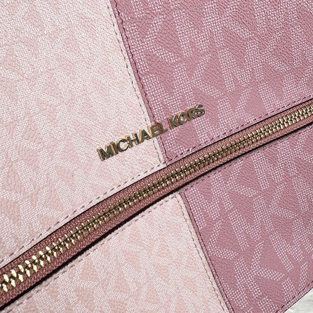 KORS マイケルコース