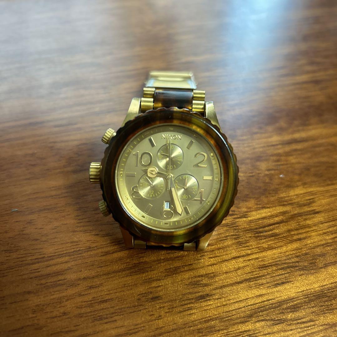 NIXON THE 42-20 CHRONO ゴールド腕時計