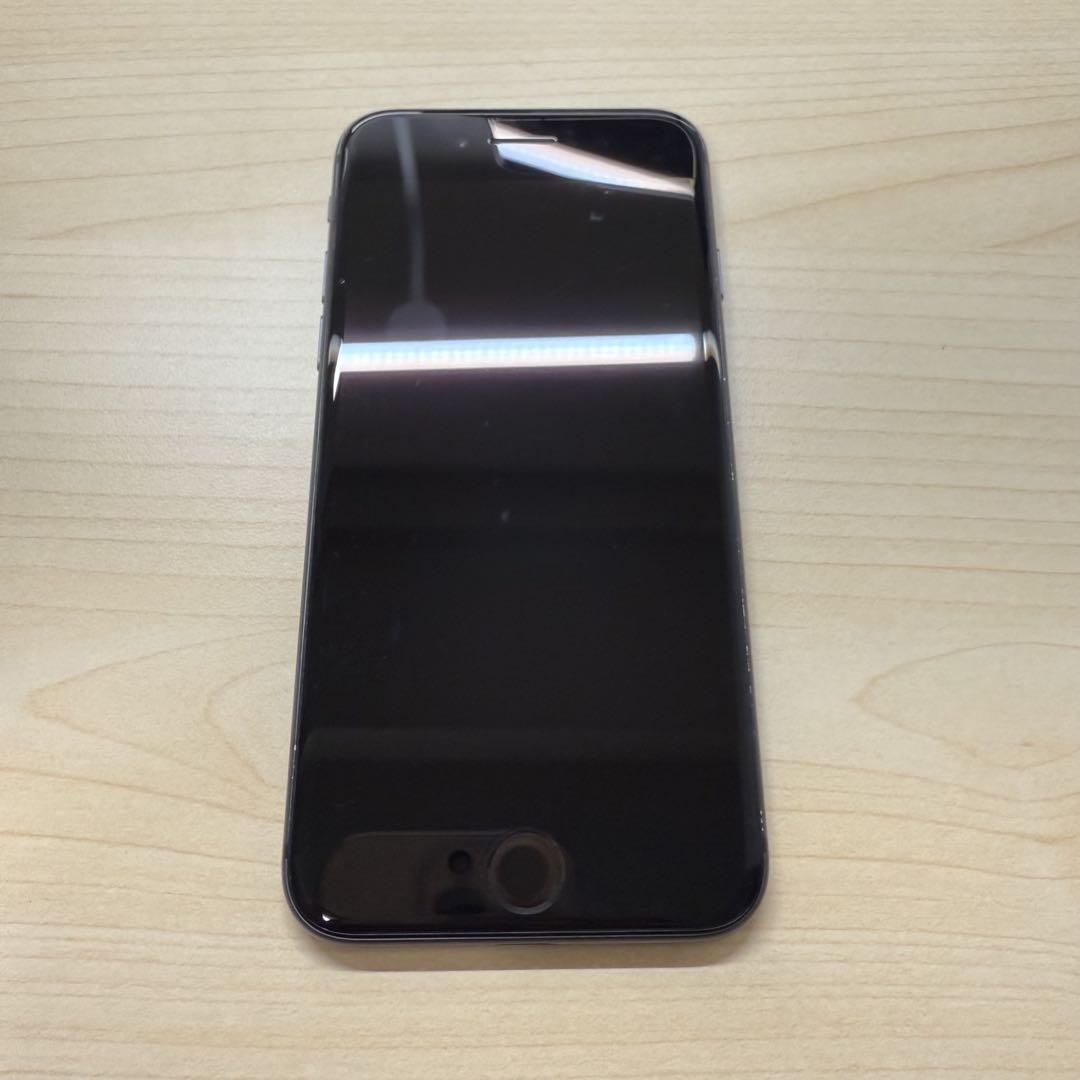 Apple iPhone 8 黒 64GB