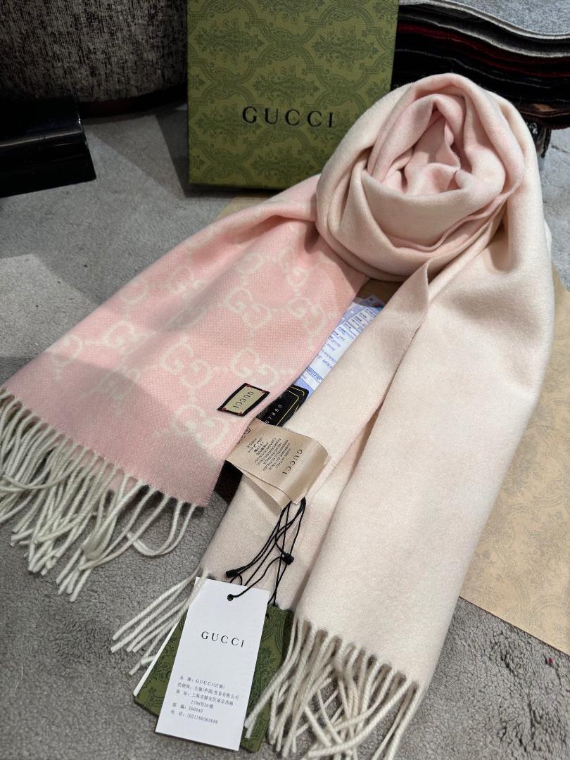 ✨️極美品✨️gúccí実用的で暖かい秋冬の最新両面スカーフ