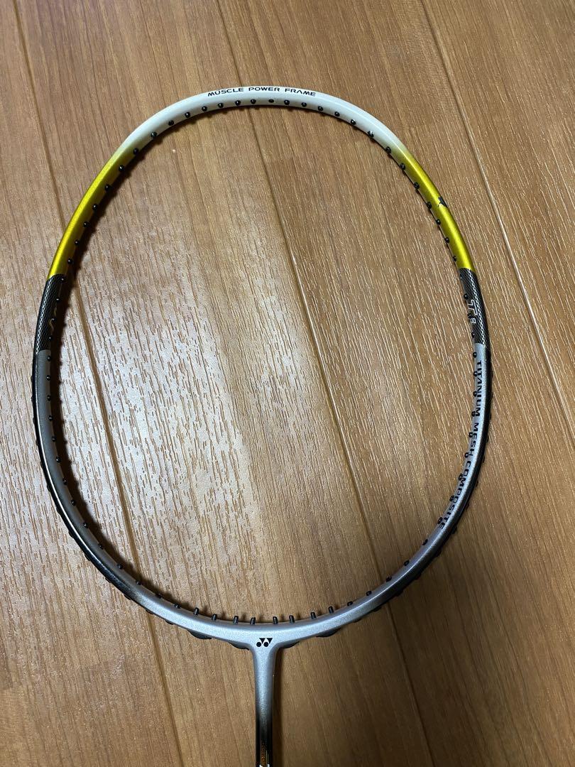 YONEX Ti10 バドミントンラケット（ジャンク品）