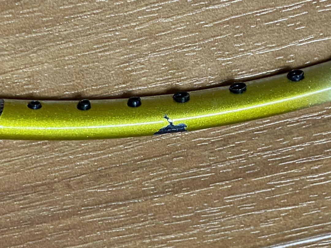 YONEX Ti10 バドミントンラケット（ジャンク品）