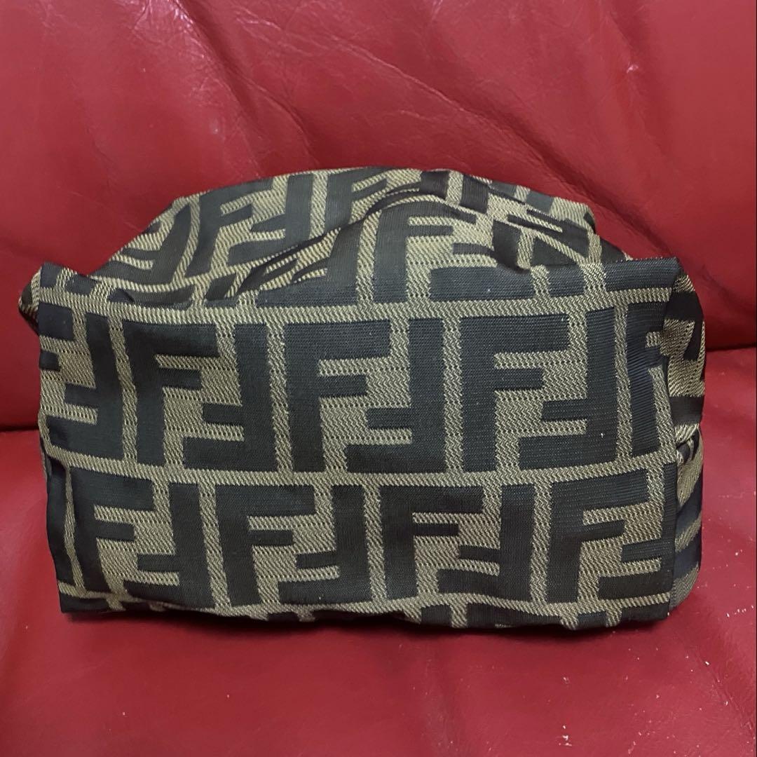 FENDI ズッカ　アクセサリーポーチ　ミニバッグ　フェンディ