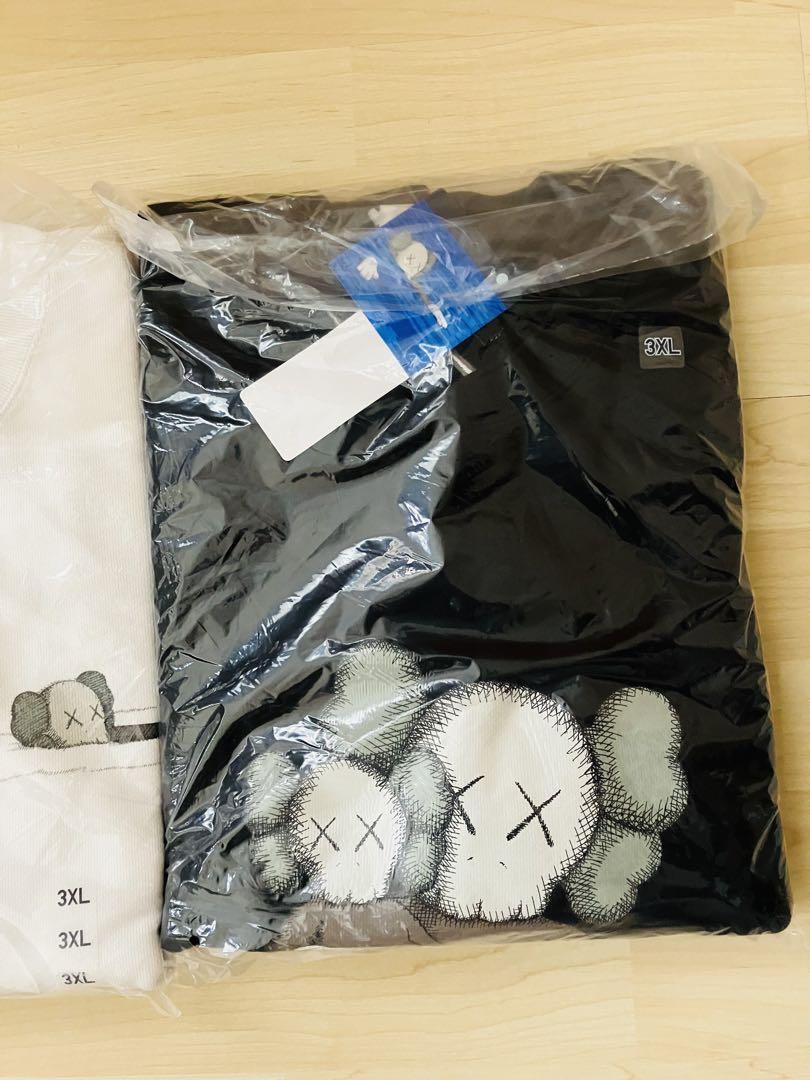 UNIQLO トレーナー　KAWS　3XL　ホワイト　ブラック　２枚