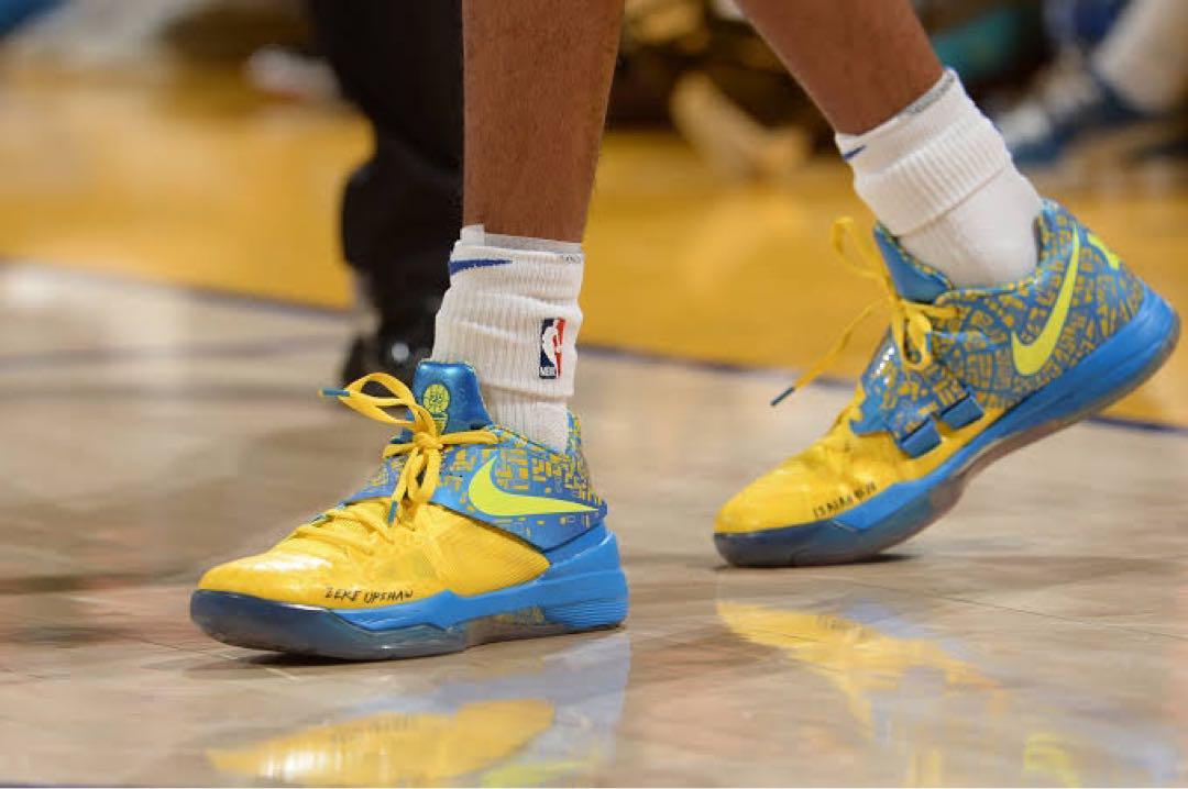 NIKE KD 4 Scoring Title 2025 ナイキ　スニーカー