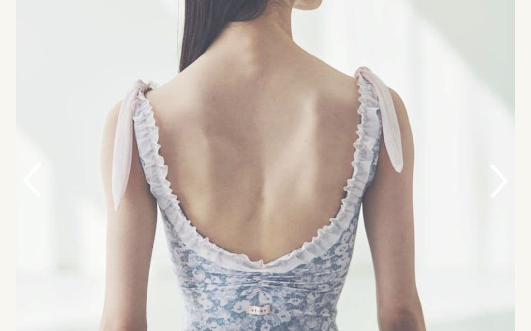 type J juliet / petit fours strawberry M type J juliet / petit fours strawberry M