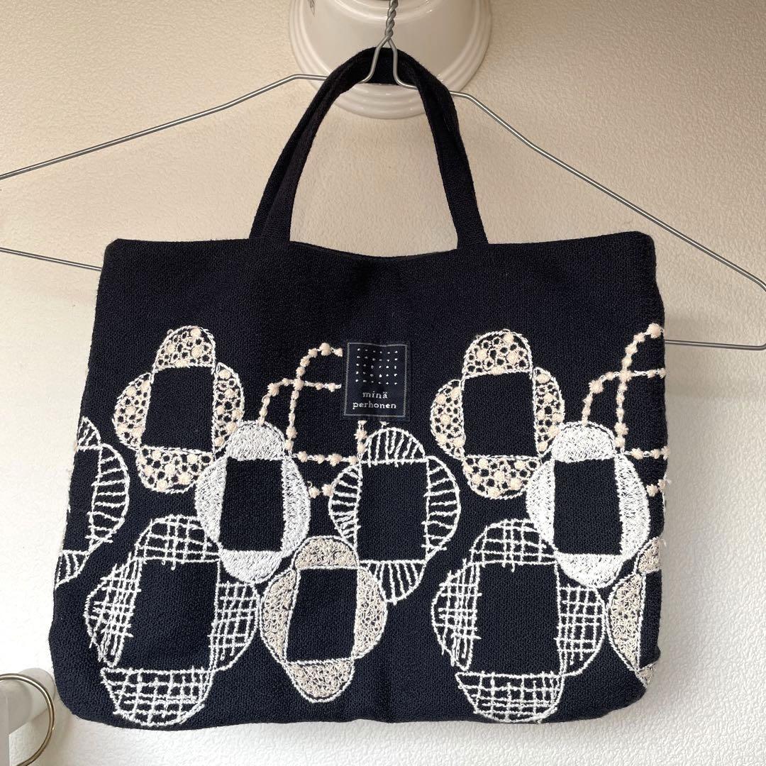 ハンドバッグ 刺繍