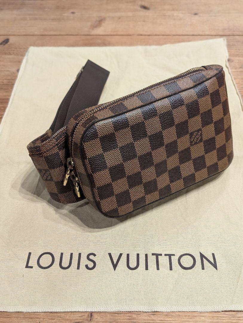 LOUIS VUITTON ダミエ ブラック ボディバッグ 早い者勝ち】【極美品】 Louis Vuitton ダミエ ボディバッグ