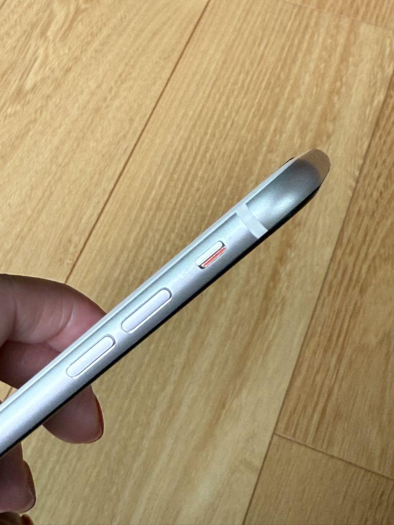 美品 iPhone SE 第2世代 128GB ホワイト