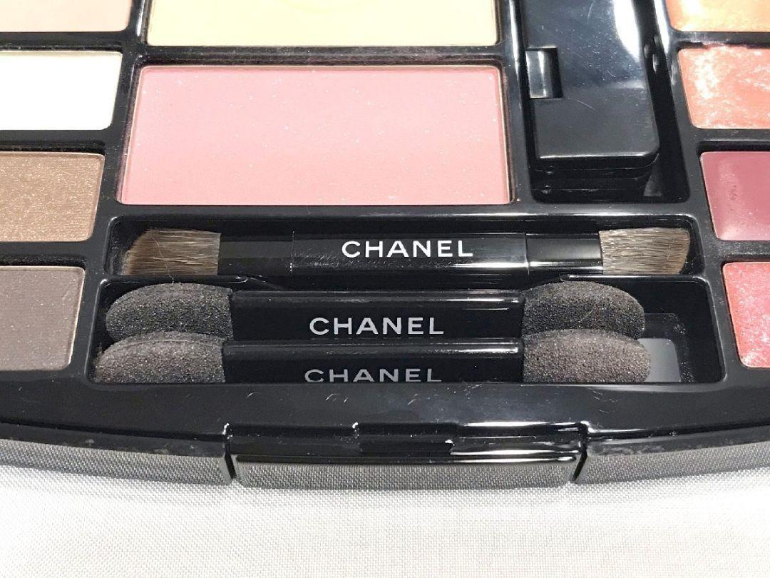 シャネルCHANELトラベル メイクアップパレット アイシャドウ