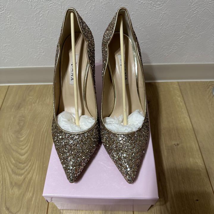 ✨Web•路面店限定✨DIANA フラワーカットパンプス レザー 靴・バッグのダイアナ通販サイト ｜ dianashoes.comからの