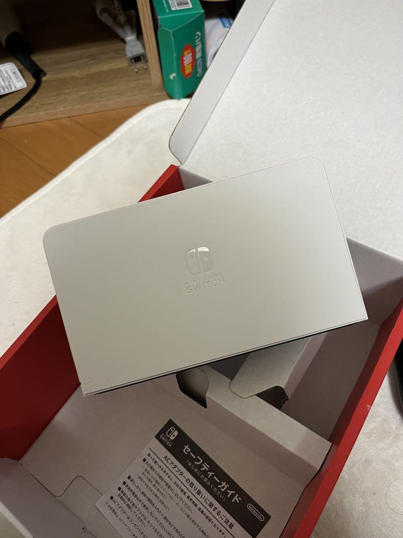 Switch 本体 有機EL モデル ホワイト
