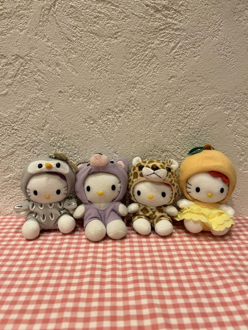 サンリオ] ハローキティ ☆限定☆変身ぬいぐるみマスコットキーホルダー
