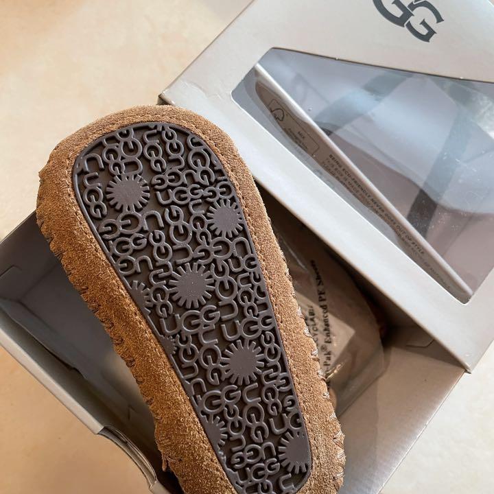 人気SALEお得 UGG ベビー ショートブーツ 1歳 2歳 アグ ムートンブーツ レミー QR9qm-m22227712375 最新作お得