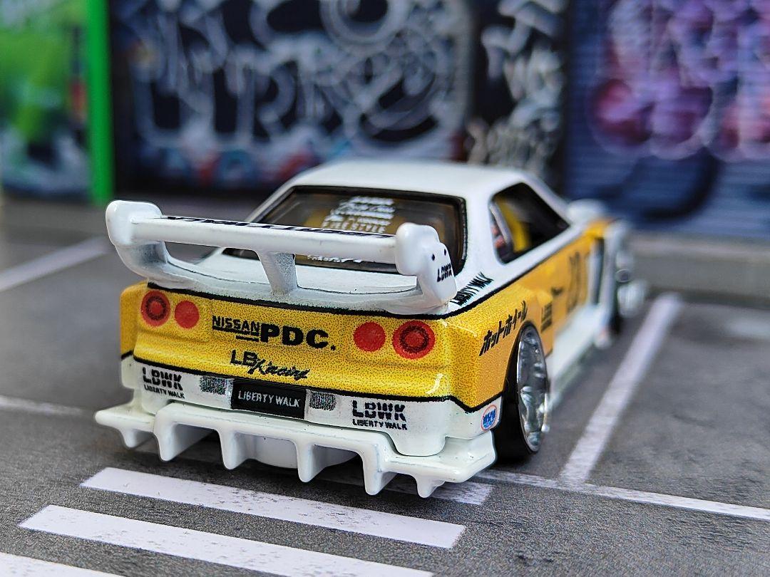 ホットウィールカスタム 日産 R34 シルエット メッキ✩深リム☆トミカ改造