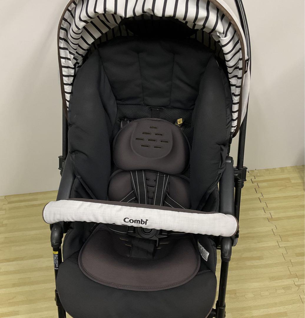 コンビ メチャカル ハンディ オート4キャス Plus エッグショック