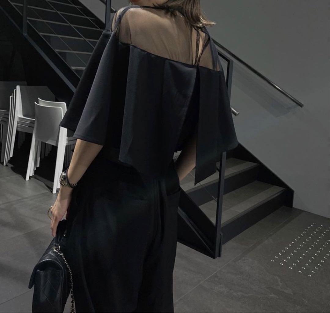 完売 新品タグ付✨AMERI  CURTAIN SHOULDER ROMPERS