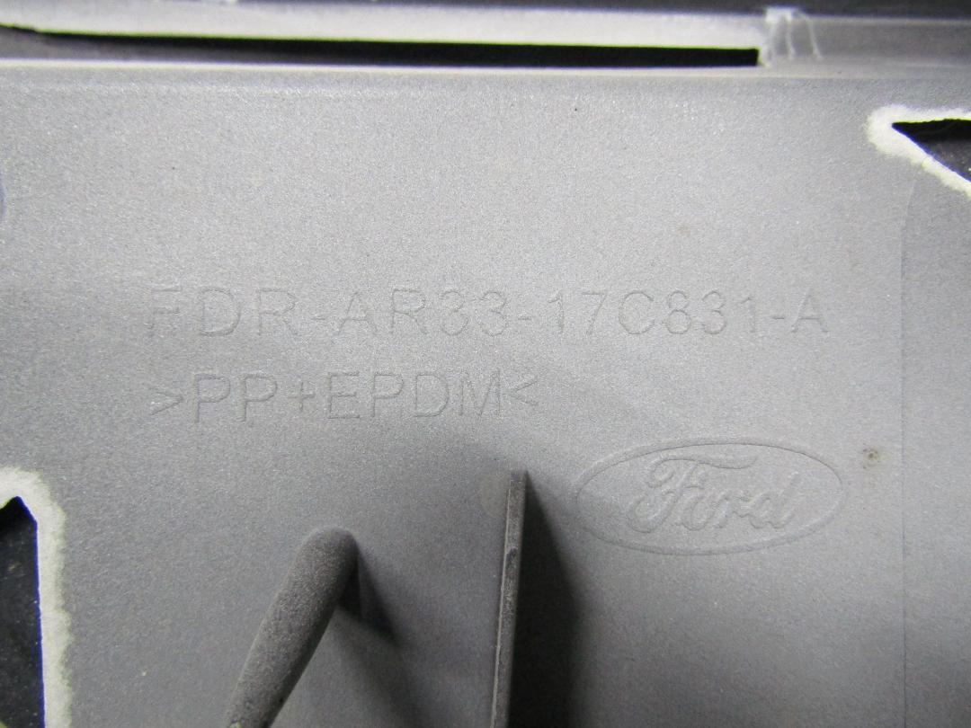 ☆送料込☆良好品☆フォード マスタング ベース 純正 フロントバンパー