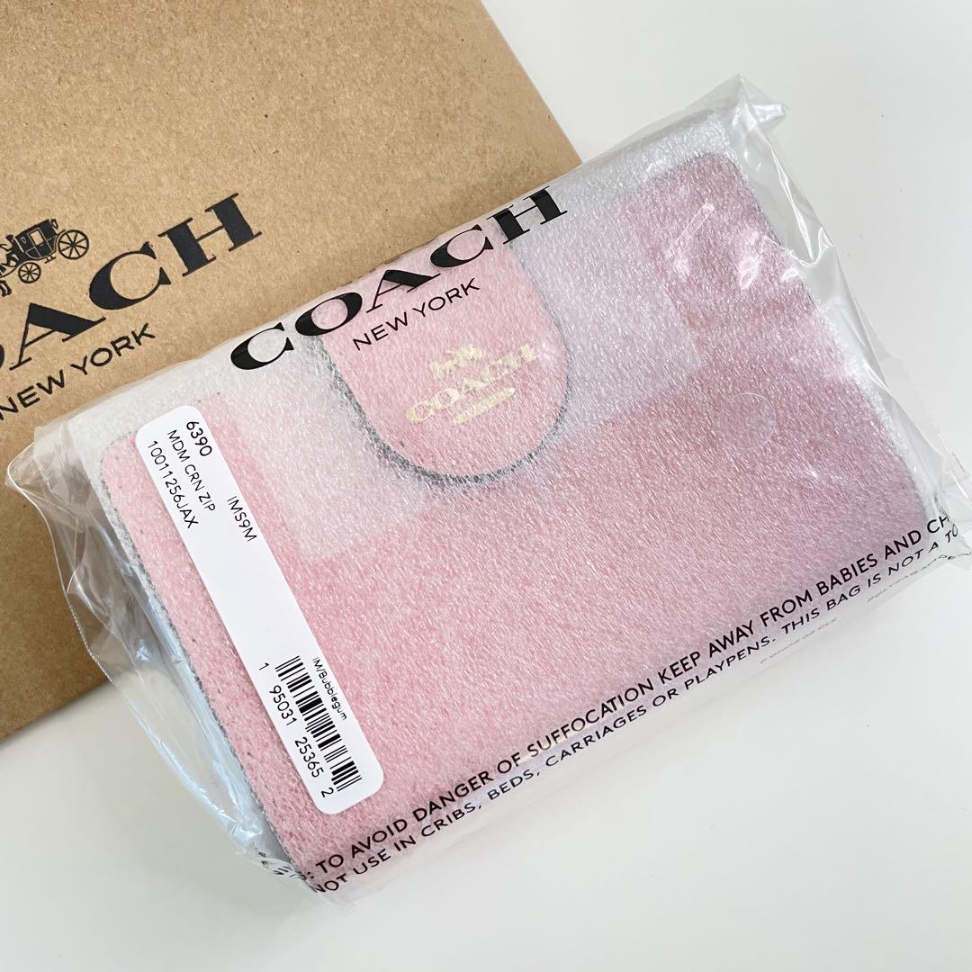 COACH コーチ　折り財布　ピンク　二つ折り財布