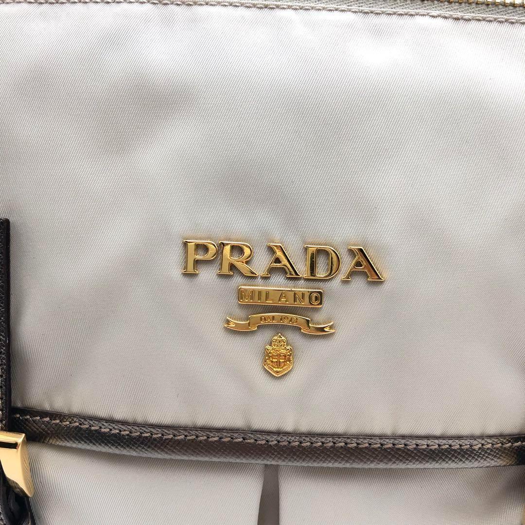 【美品】PRADA プラダ ロゴ金具 メッセンジャーバッグ ナイロン 箱 カード 美品】プラダ PRADA ロゴ金具 メッセンジャーバッグ ナイロン 箱