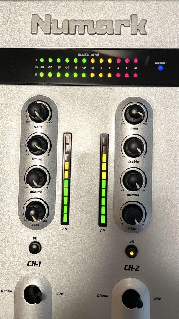 【音出確認済】Numark Matrix2 DJミキサー/電源ケーブル付