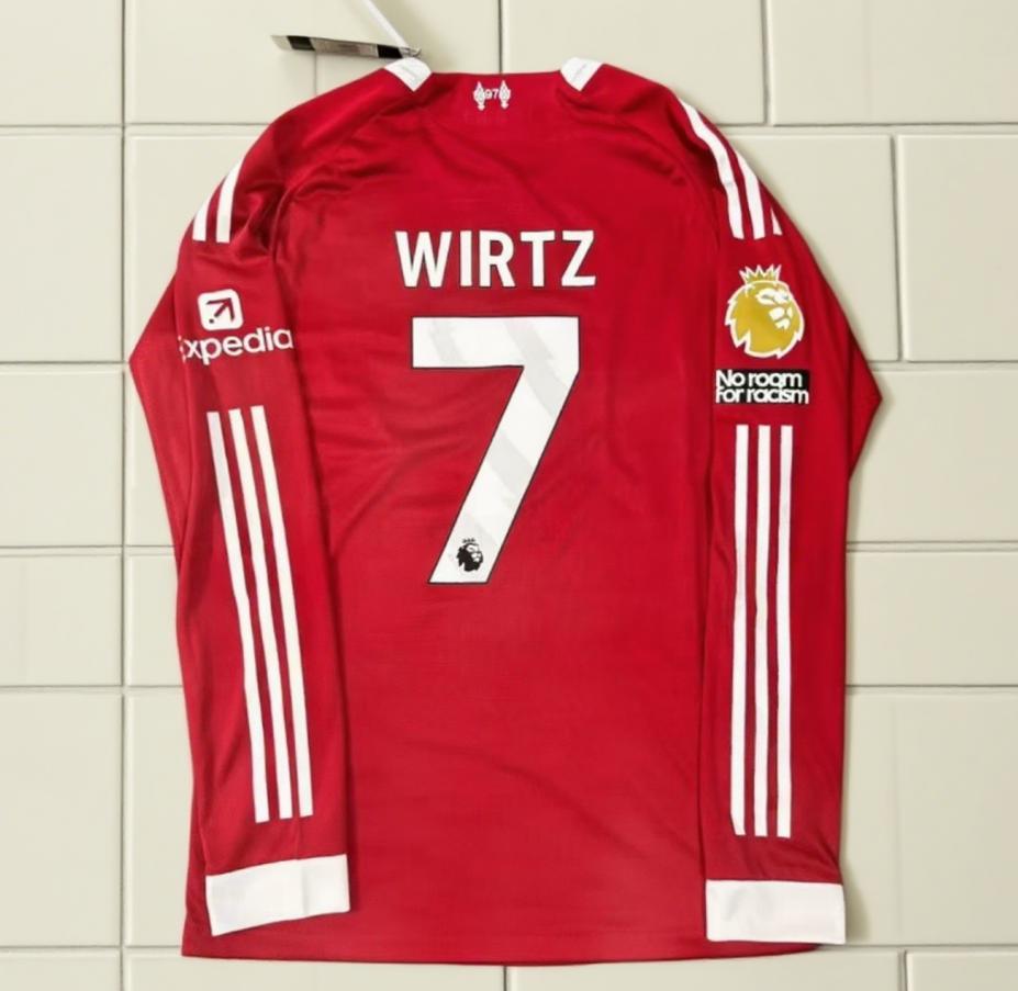 【正規品中古】リバプール WIRTZ 7番 ロングスリーブ ユニフォーム M 中古正規品リバプール WIRTZ 7 番 ロングスリーブ ユニフォーム