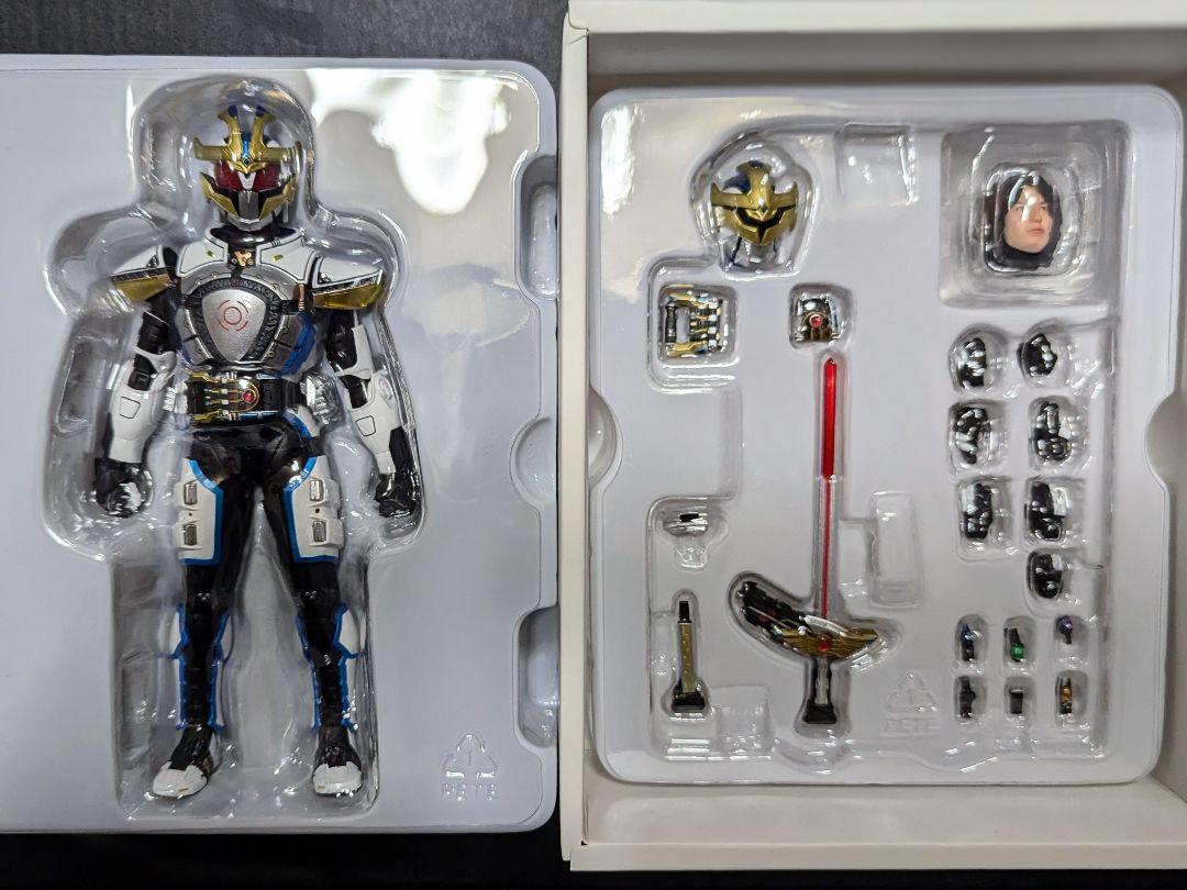 レビュー】 S.H.Figuarts（真骨彫製法） 仮面ライダーイクサ