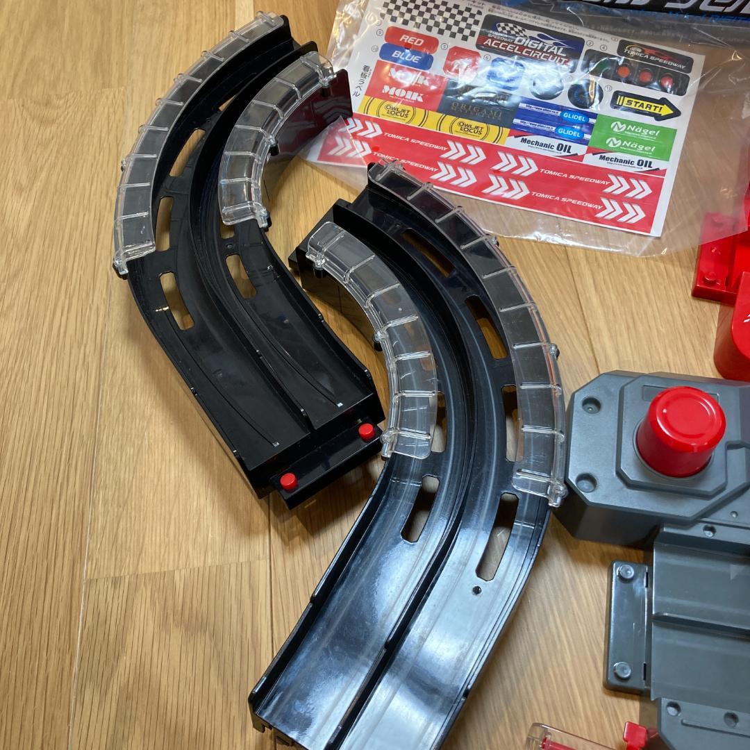【送料無料】美品トミカスピードウェイ 実況サウンド！デジタルアクセルサーキット