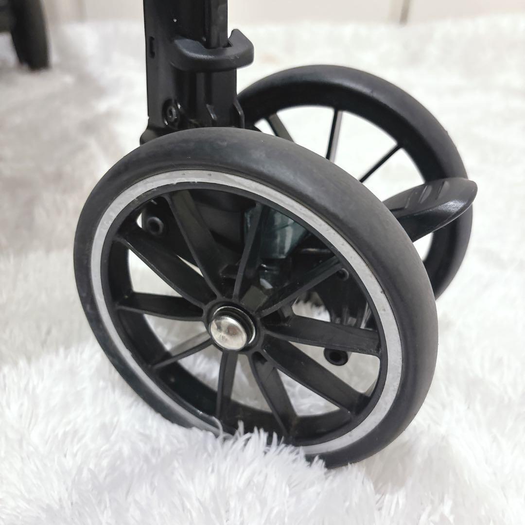 【美品】コンビ スゴカルα 4キャス コンパクト エッグショック HT