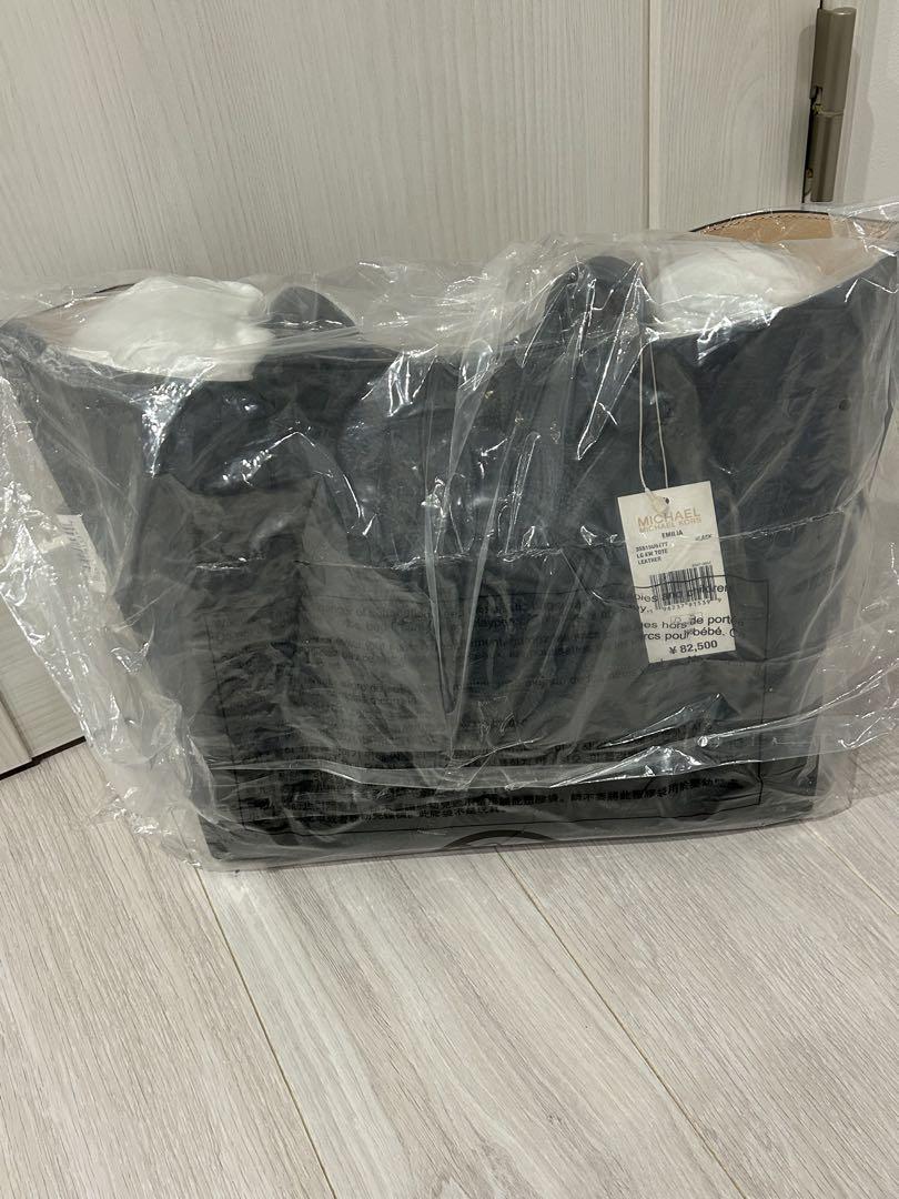 ブラックレザートートバッグ