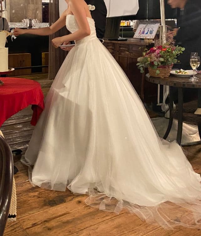 Aライン 白 ウェディングドレス Aライン 白 ウェディングドレス