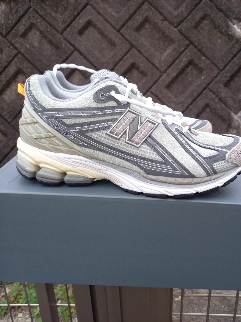 N.HOOLYWOOD×INVINCIBLE×New Balance 1906R