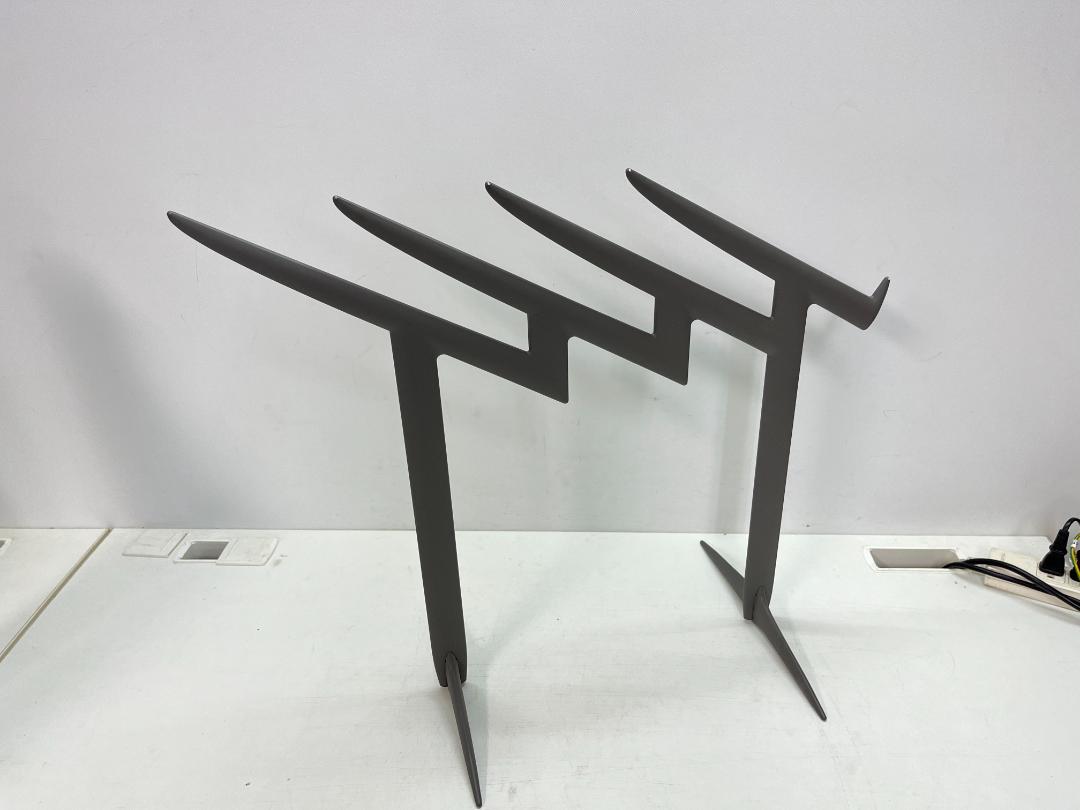 Kartell（カルテル）　クラウディア・エヴァンジェリスタ　マガジンラック