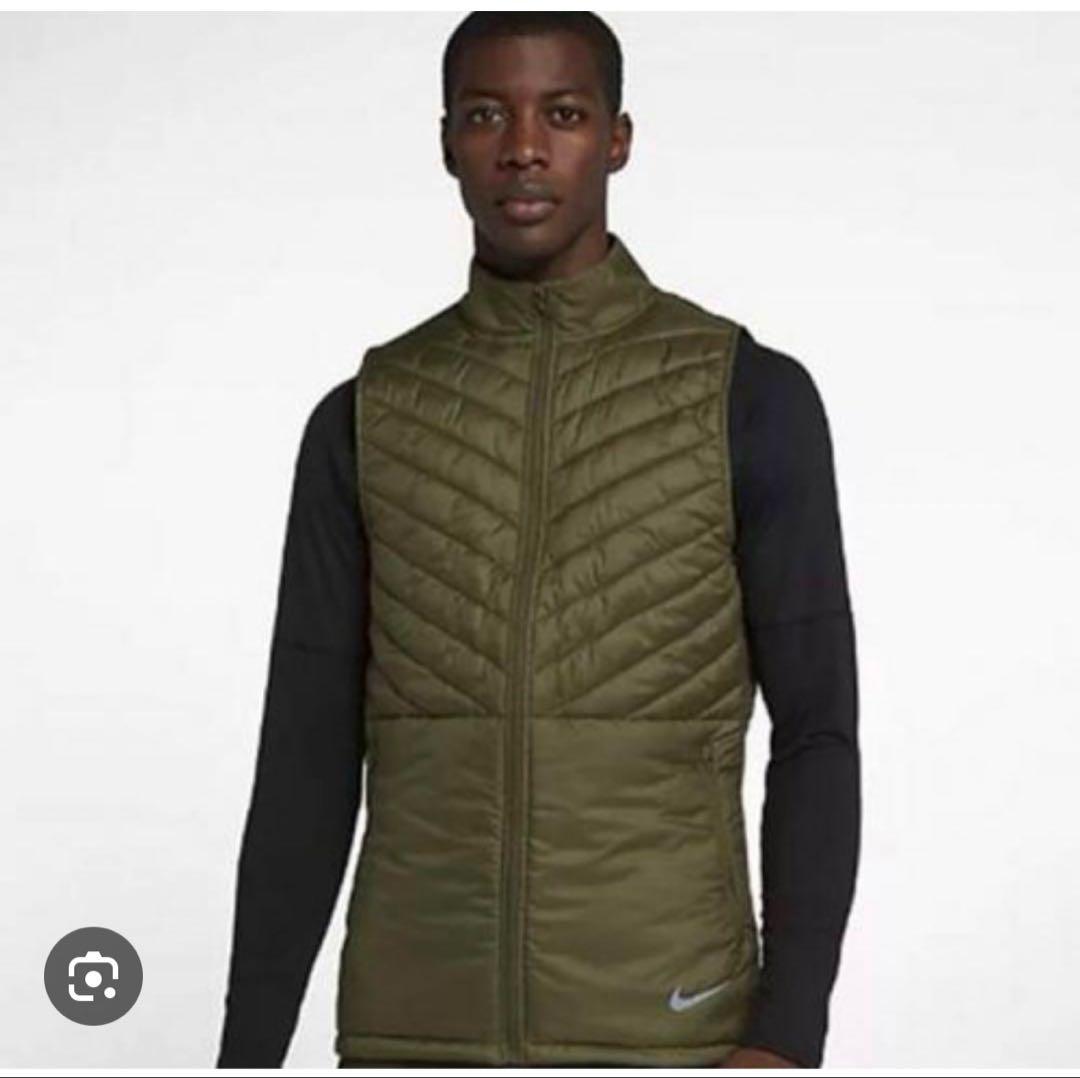 Nike オリーブグリーン エアロレイヤー ランニングジャケット