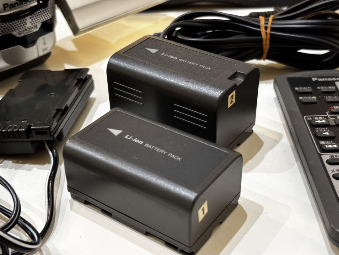 Panasonic NV-DB1 デジタルビデオカメラ MiniDV シルバー ビデオ
