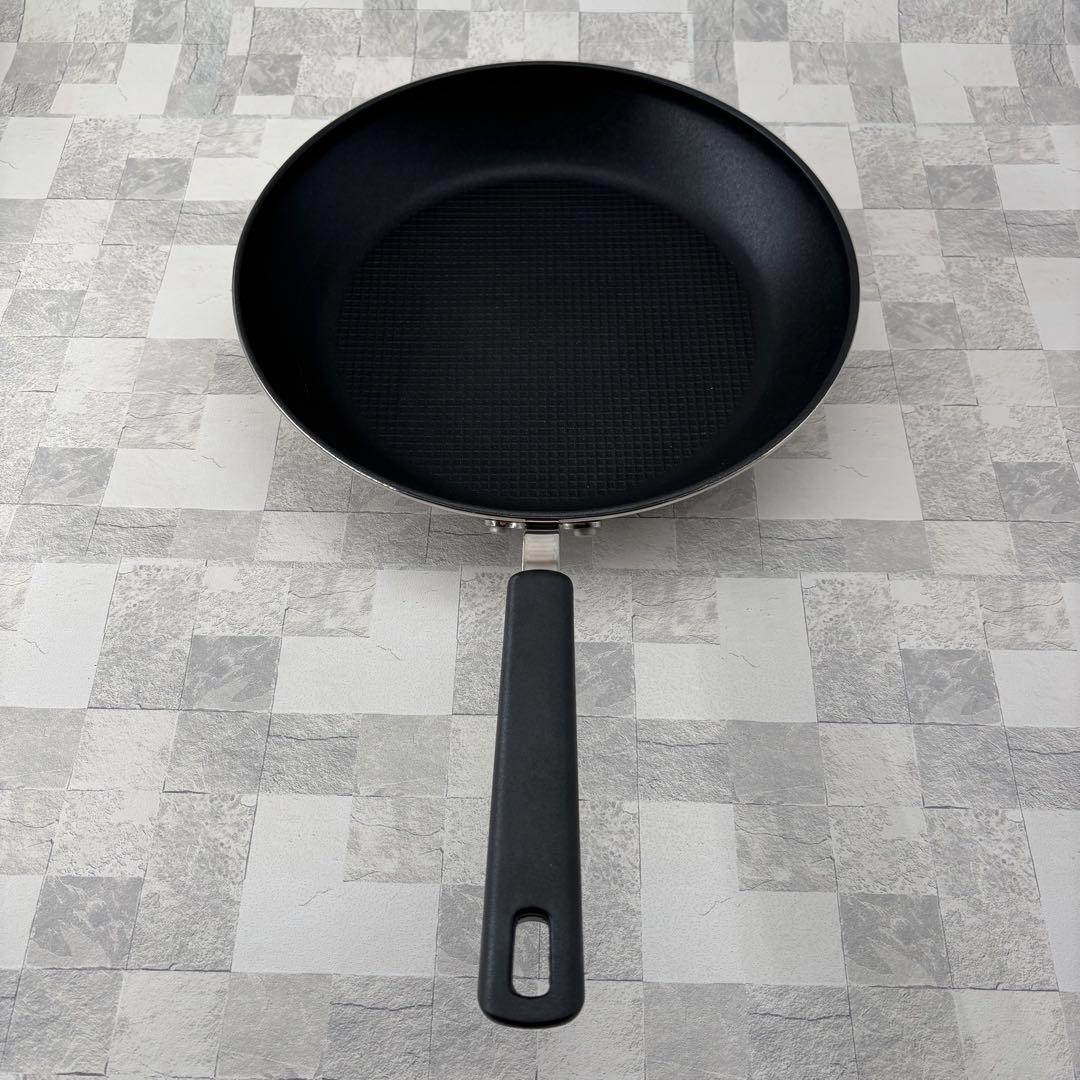 タッパーウェア　Tupperware シェフフライパン28cm