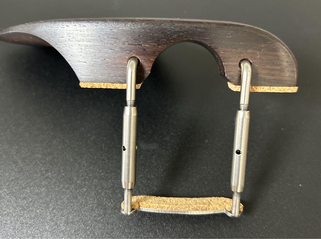 【新品】ドイツTempel工房製 バイオリン用高級あご当て（チタン金具付き） Otto templeバイオリン顎当て（紫檀）&titanium - メルカリ