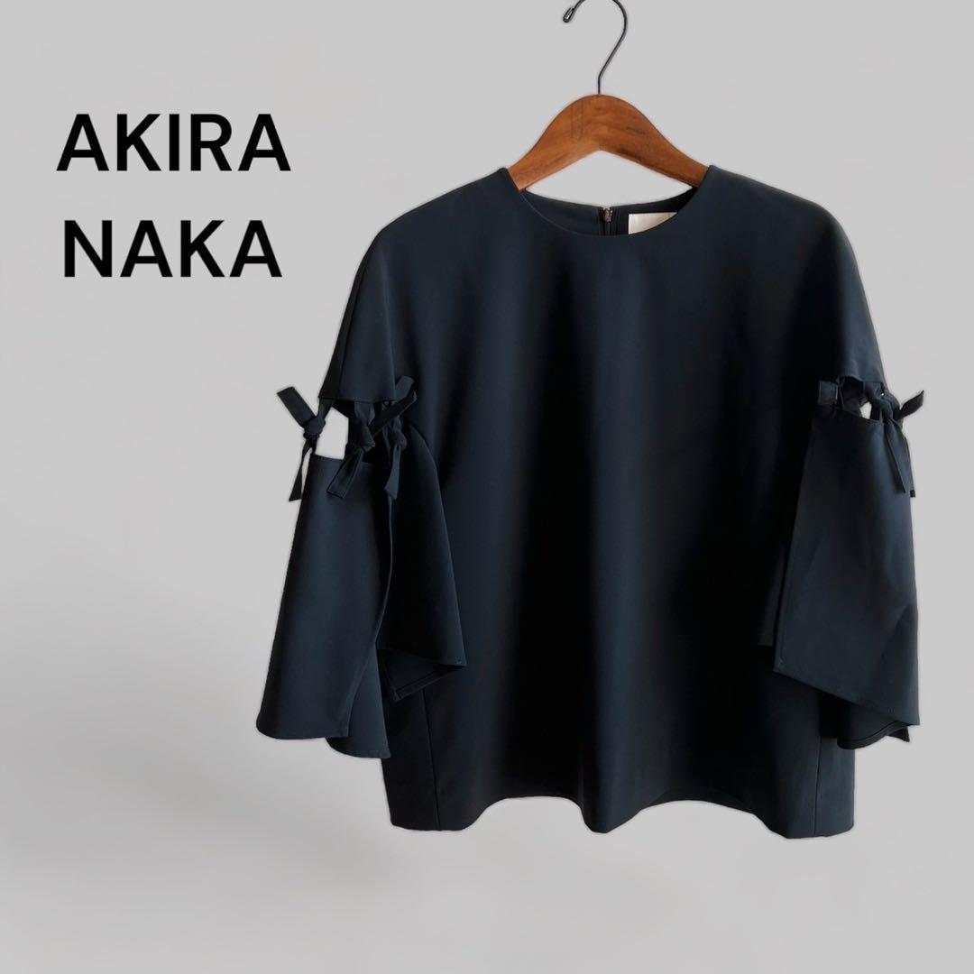 新着商品 極美品 AKIRANAKA アキラナカ 半袖 リボン シャツ ブラウス T