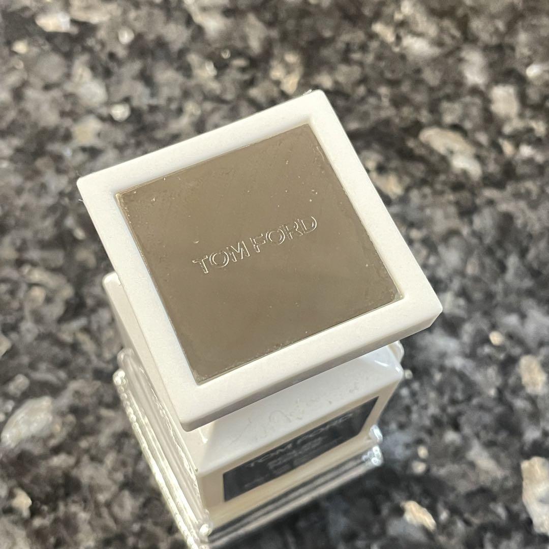 トム・フォード　ソレイユネージュ　オードパルファムスプレイ　50ml トムフォード ソレイユネージュ オードパルファム スプレィ 50ml