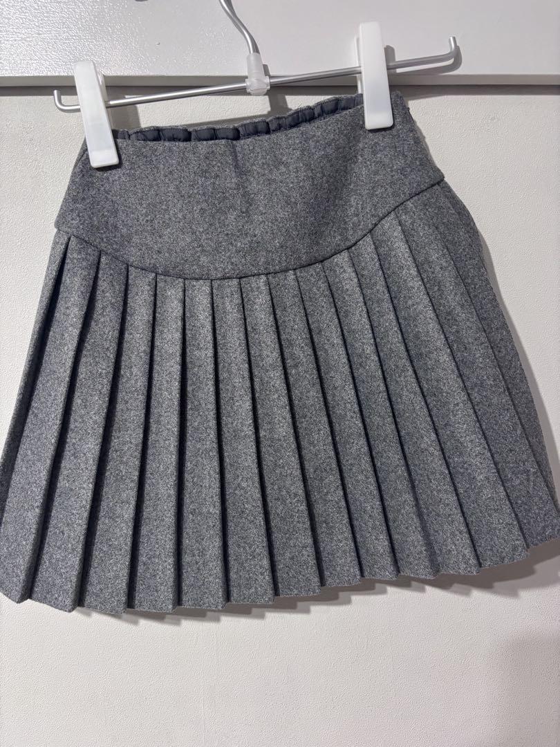 darich カーブラインプリーツミニスカート グレー　新品