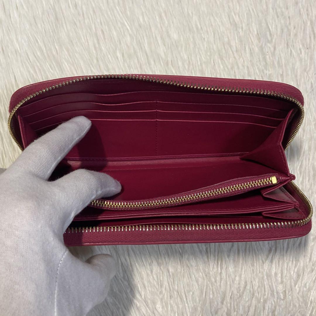 本日限定価格　美品　PRADA プラダ　ピンク　紫　長財布　ラウンドファスナー