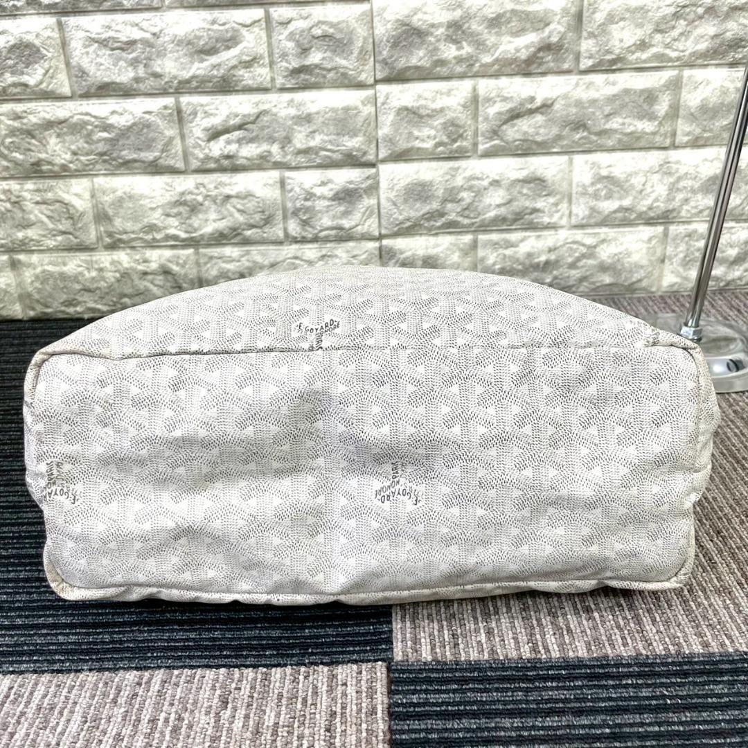 GOYARD　ゴヤール　サンルイ　トートバック　ホワイト