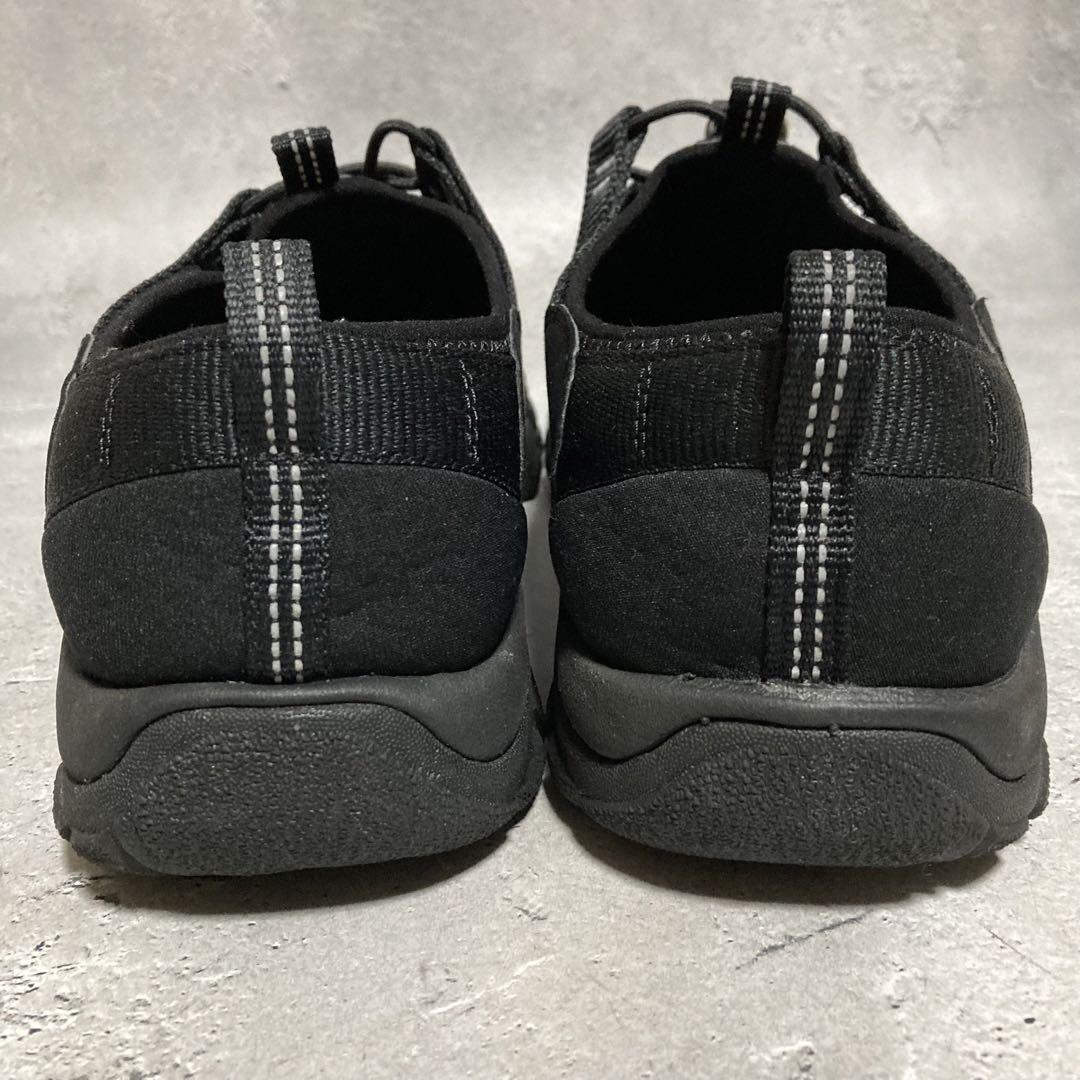 未使用級　キーン　KEEN (27) リバーポート　ローカットスニーカー　黒 未使用級 キーン KEEN (27) リバーポート ローカットスニーカー