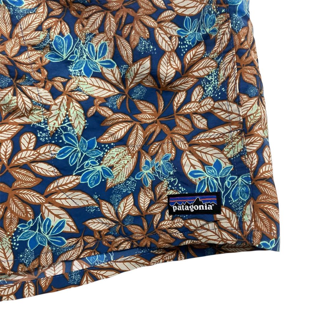 美品 20年 patagonia バギーズショーツ 花柄　Mサイズ