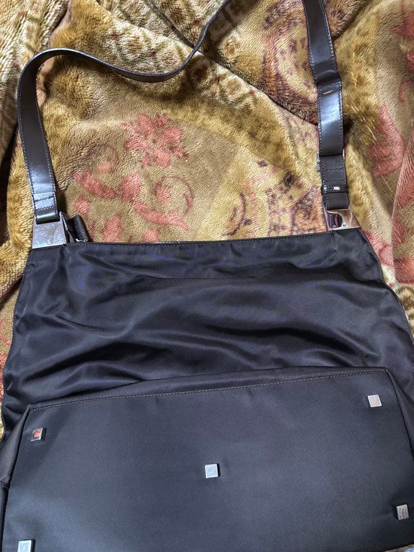 GUCCI ショルダーバッグ ブラウン GUCCI ショルダーバッグ ブラウン